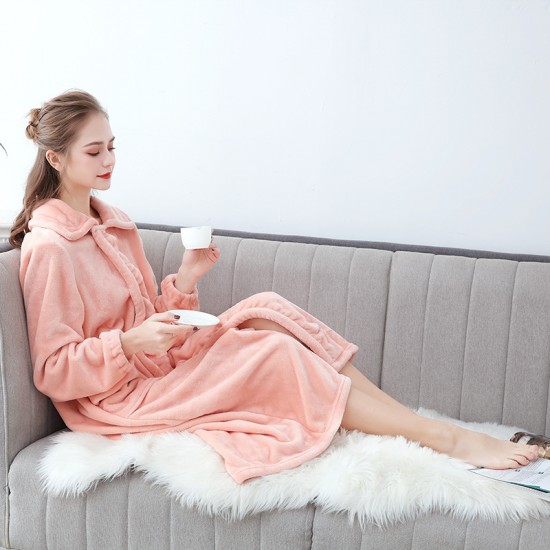 Autumn and winter plus-size imitation half-fleece nightgowns, thickened and long, sexy bathrobes for men and women, couple's loungewear. Autumn and winter plus-size imitation half-fleece nightgowns, thickened and long, sexy bathrobes for men and women, couple's loungewear.