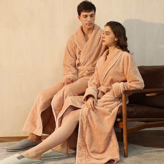 End of year INSS flannel robe for men, simple, large-size coral fleece couple's bathrobe for women, long, thick, autumn and winter. End of year INSS flannel robe for men, simple, large-size coral fleece couple's bathrobe for women, long, thick, autumn and winter.