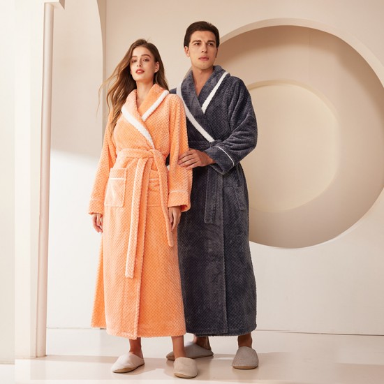 Autumn and Winter Thickened Baby Fleece Couples' Nightgowns for Women, Extra-Long Pineapple Plaid Flannel Bathrobes for Men, Plus-Size Autumn and Winter Thickened Baby Fleece Couples' Nightgowns for Women, Extra-Long Pineapple Plaid Flannel Bathrobes for Men, Plus-Size