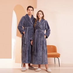 Double-sided thickened nightgowns, plus-size, autumn and winter styles, comfortable cotton fleece couple's plus-size bathrobes for men and women.