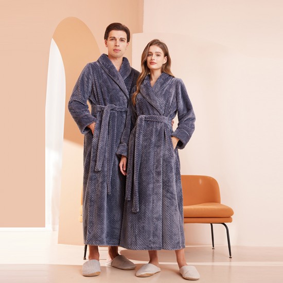 Double-sided thickened nightgowns, plus-size, autumn and winter styles, comfortable cotton fleece couple's plus-size bathrobes for men and women. Double-sided thickened nightgowns, plus-size, autumn and winter styles, comfortable cotton fleece couple's plus-size bathrobes for men and women.