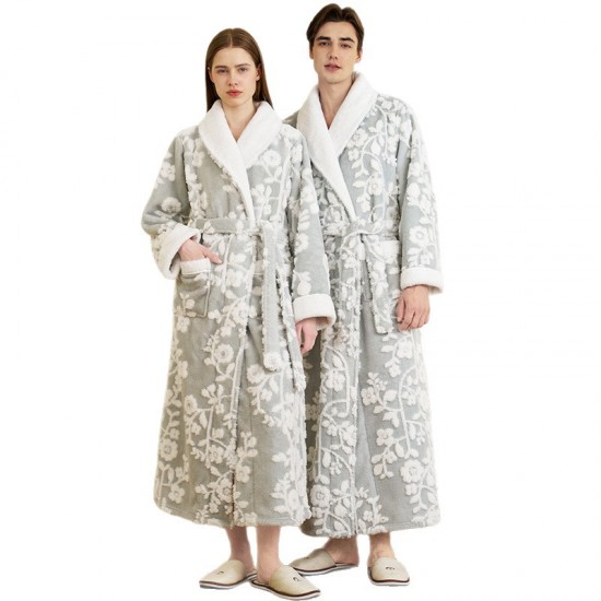 Net Weight: 1.2 kg Autumn/Winter Thickened Flannel Bathrobe for Men, Extra-Large Large Cut-Out Pattern Nightgown Net Weight: 1.2 kg Autumn/Winter Thickened Flannel Bathrobe for Men, Extra-Large Large Cut-Out Pattern Nightgown