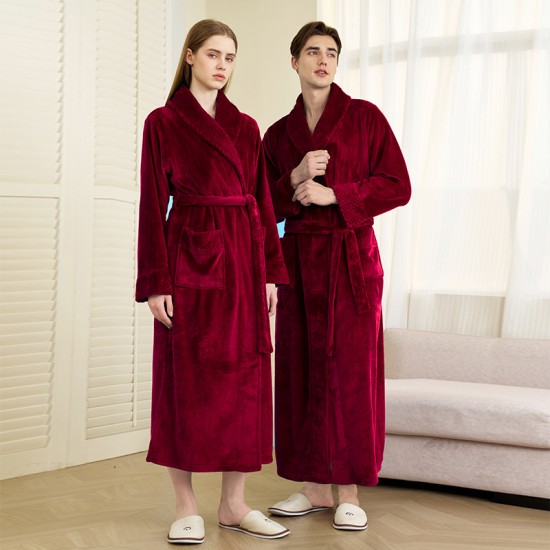 320g thickened flannel nightgown with back print for autumn and winter, men's, European-sized, long coral fleece bathrobe for women, luxurious feel. 320g thickened flannel nightgown with back print for autumn and winter, men's, European-sized, long coral fleece bathrobe for women, luxurious feel.