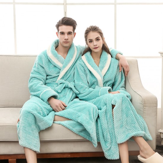 End-of-Year 2022 New European and American Crafted Jacquard Double-Layer Thickened Plus-Size Flannel Nightgowns Net Weight: 1300g