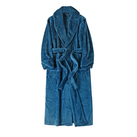 320g thickened flannel nightgown with back print for autumn and winter, men's, European-sized, long coral fleece bathrobe for women, luxurious feel. 320g thickened flannel nightgown with back print for autumn and winter, men's, European-sized, long coral fleece bathrobe for women, luxurious feel.