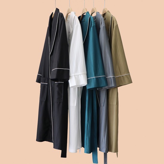 New autumn and winter coral fleece pajamas for men and women, thickened fleece couple's nightgown with pants for winter warmth.