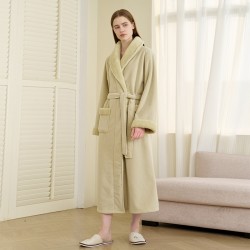 New autumn and winter Beibei fleece series. Extra-long, thickened flannel couple's nightgown, plus-size, women's pajamas. New autumn and winter Beibei fleece series. Extra-long, thickened flannel couple's nightgown, plus-size, women's pajamas.